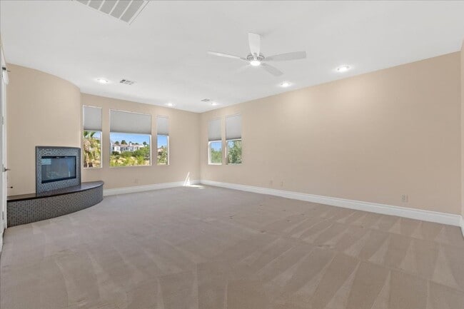 Building Photo - 3043 Red Springs Dr