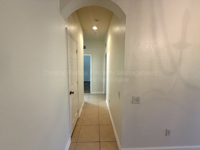 Building Photo - 6084 Stevenson Dr