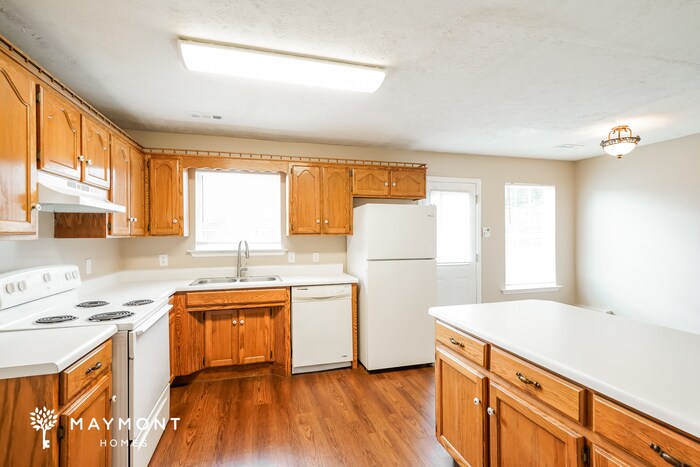 Building Photo - 717 Mason Tucker Dr