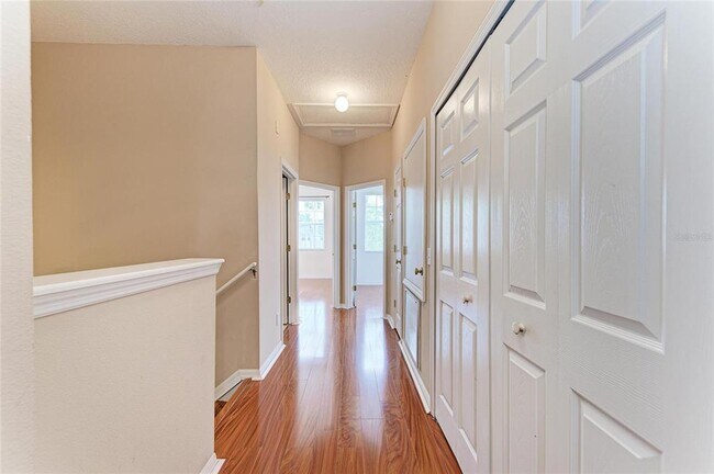 Building Photo - 3931 Yellowstone Cir
