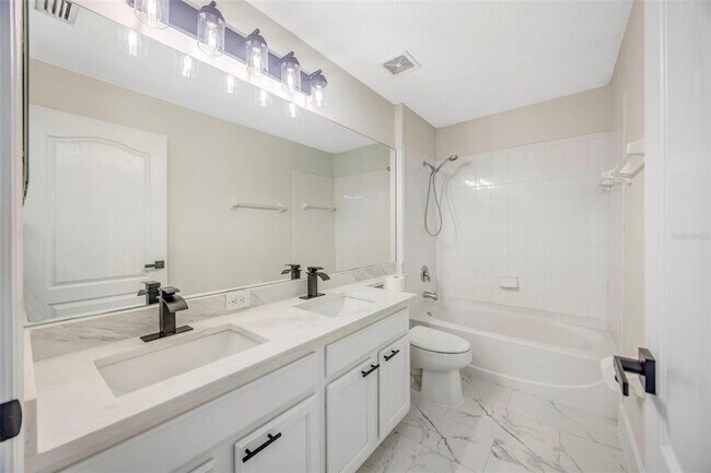 Building Photo - 19026 Fishermans Bend Dr