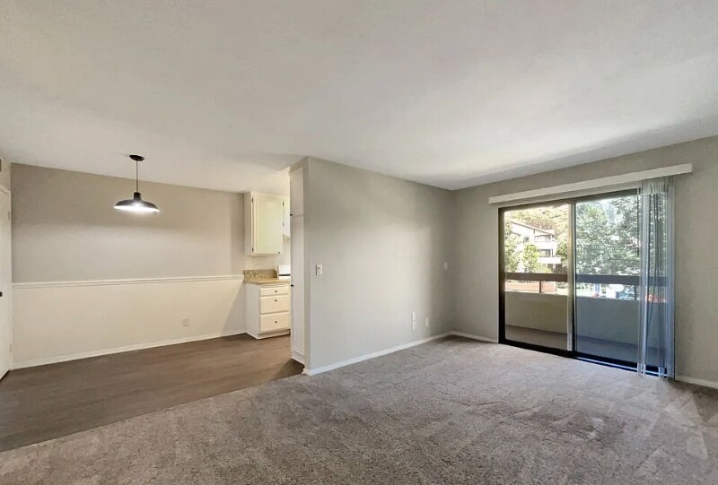 Building Photo - 1215 Sarabande Ln
