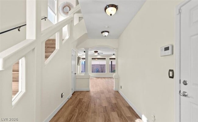 Building Photo - 5945 Lambert Bridge Ave