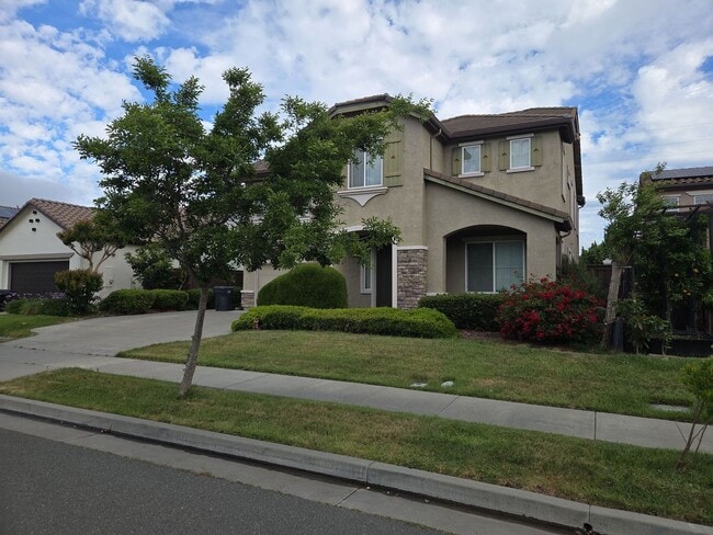 Building Photo - 5220 Antiquity Cir