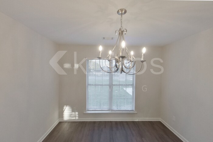 Building Photo - 553 Mt Airy Dr