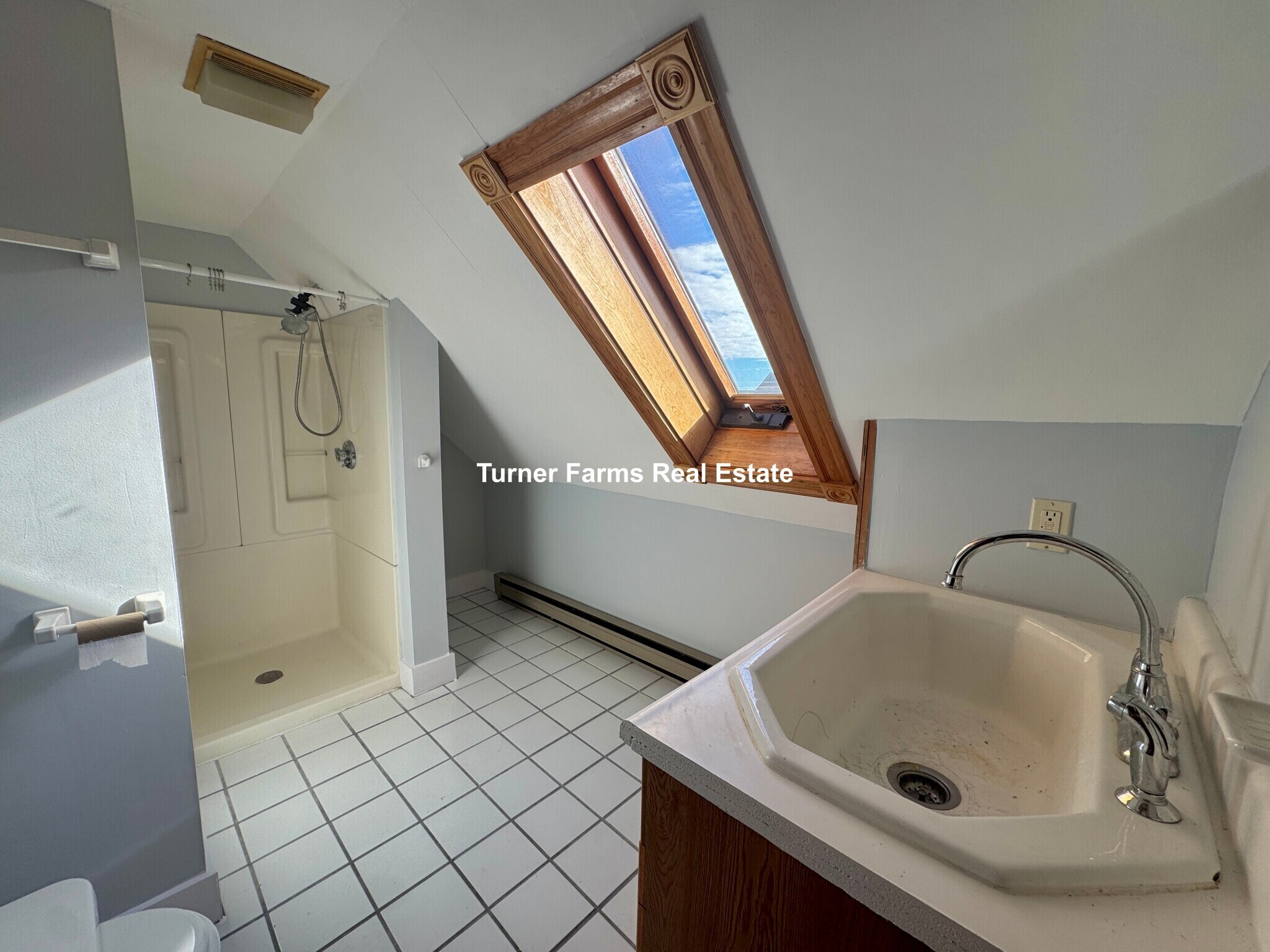 Building Photo - 48 Summer St