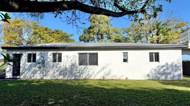 Building Photo - 644 NW 146th St