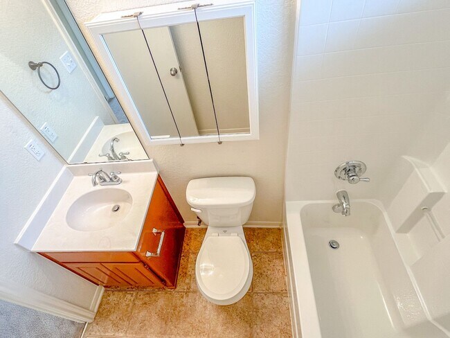 Building Photo - Available NOW!!!! This charming 1 story, 3...