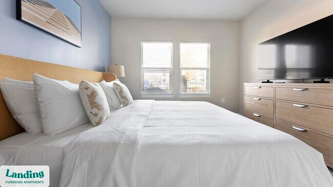 Building Photo - 915 Brentmoor Dr