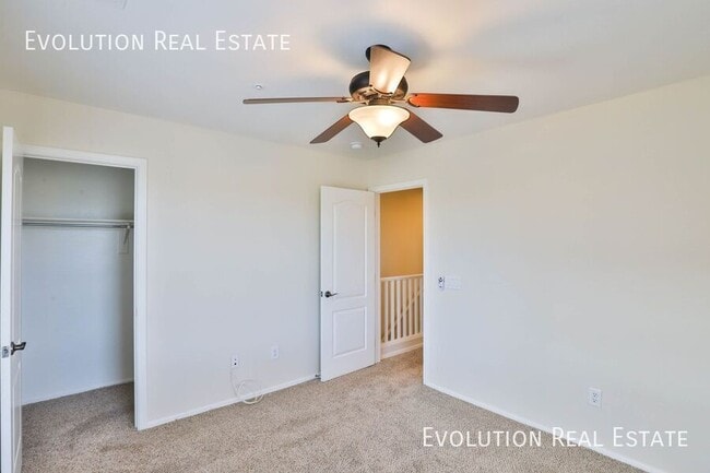 Building Photo - 2623 S Key Biscayne Dr