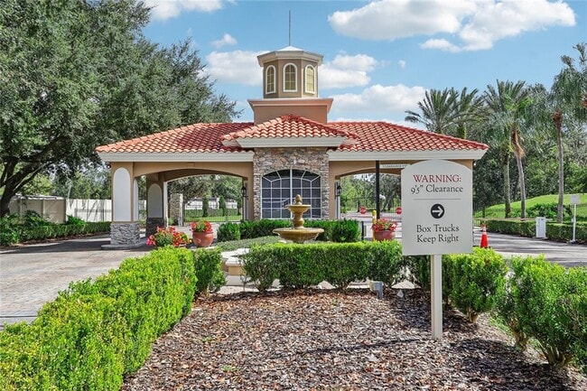 Building Photo - 235 Royal Palm Dr