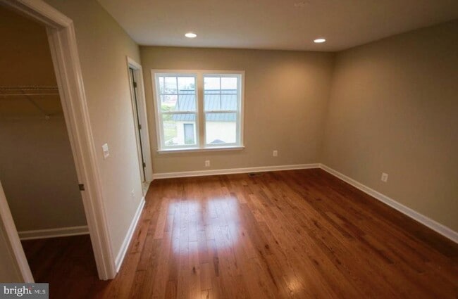 Building Photo - 1020 Railroad Ave