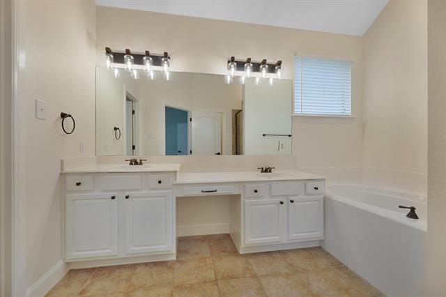 Building Photo - 5828 Caballo St