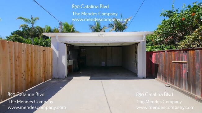 Building Photo - 890 Catalina Blvd