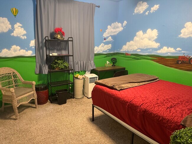 Building Photo - 2nd floor