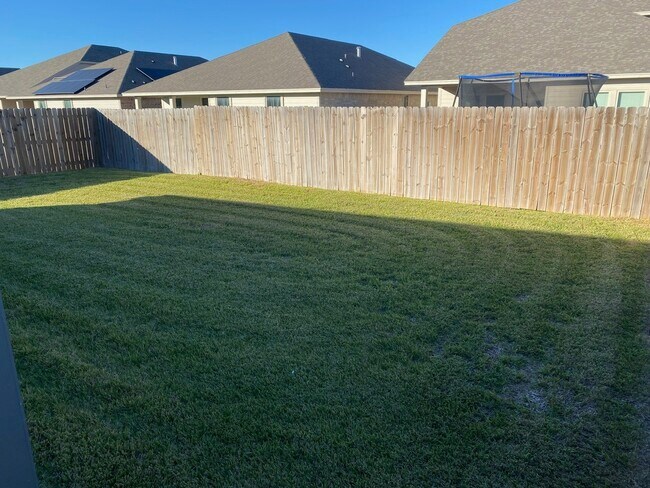 Building Photo - 7326 Tristan Dr