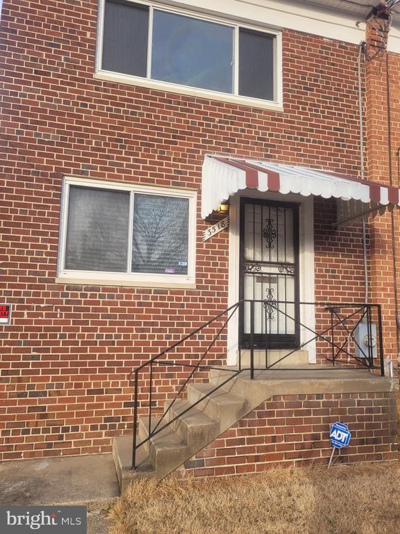 Building Photo - 3518 Madison St