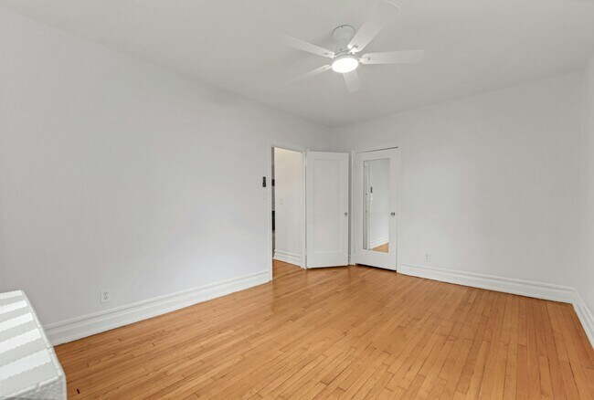 Building Photo - 100 E Palisade Ave