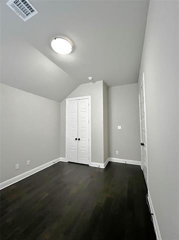 Building Photo - 1904 Shaila Dr