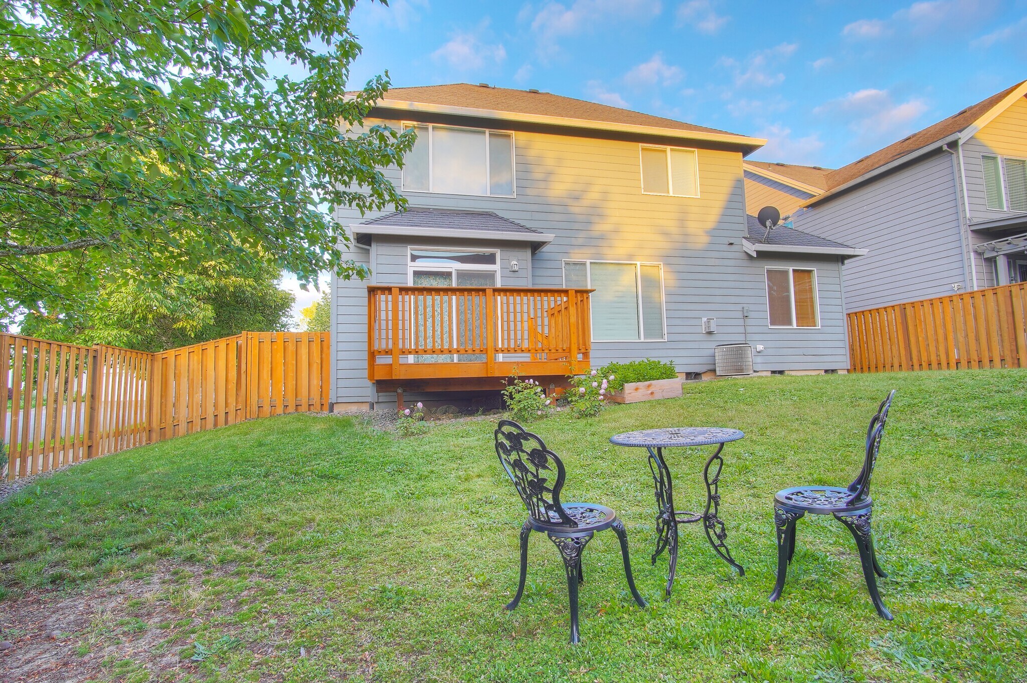 Building Photo - 2727 N Crater Ln