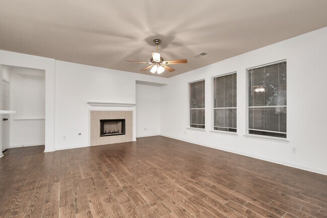 Building Photo - 25315 Walter Peak Ln