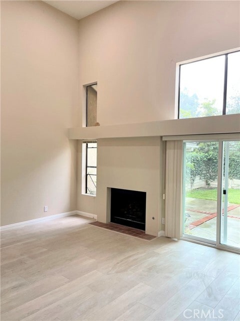 Building Photo - 3 Rushingwind