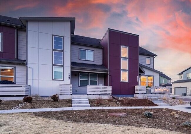 Building Photo - 1875 Satin Spar Point