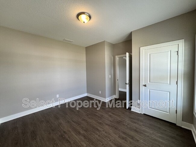 Building Photo - 12367 Speranza Dr