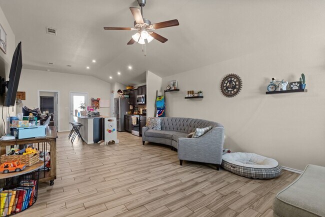 Building Photo - 9008 Rice Ave