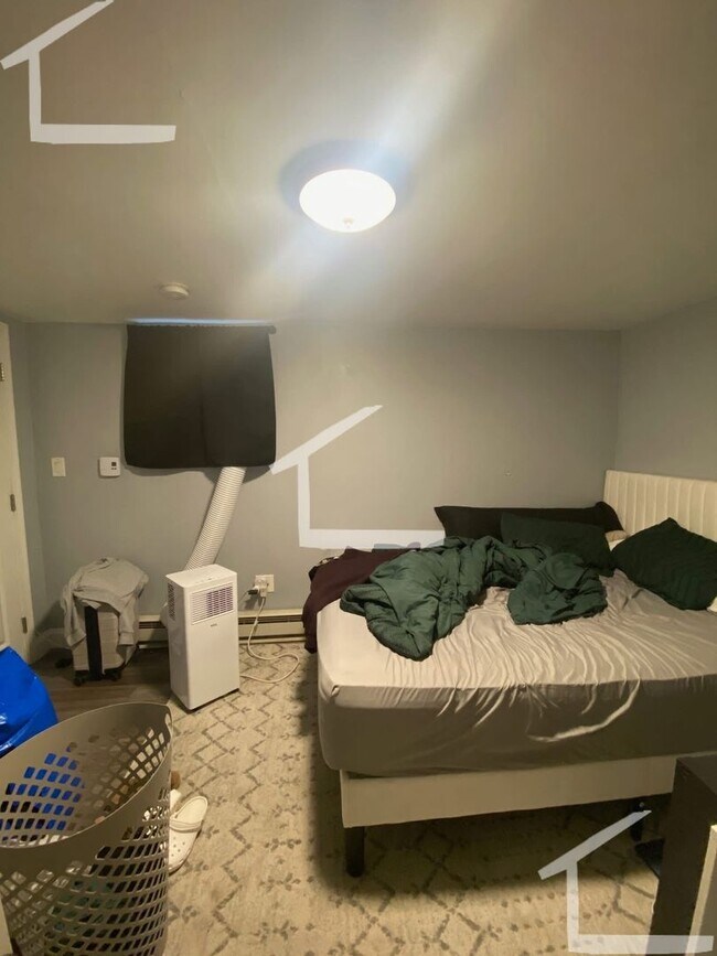 Building Photo - GARDEN LEVEL RENOVATED 2 BED IN ALLSTON!!!