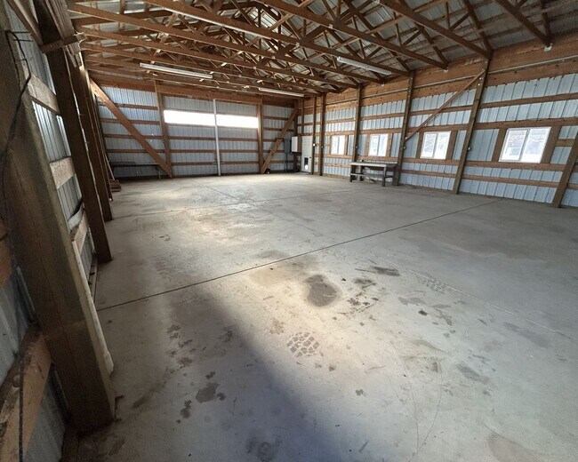 Building Photo - Room to Roam – Stunning Home on 2.4 Acres