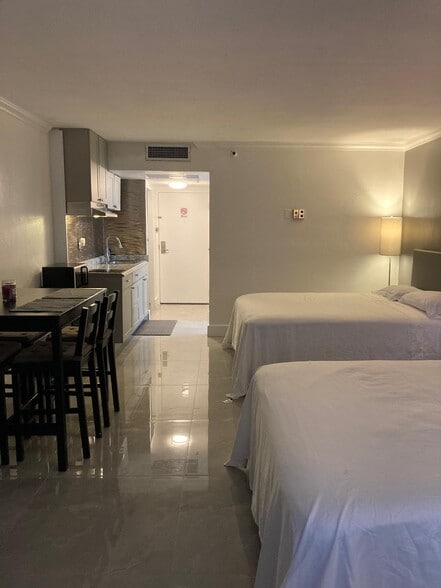 Building Photo - 19201 Collins Ave