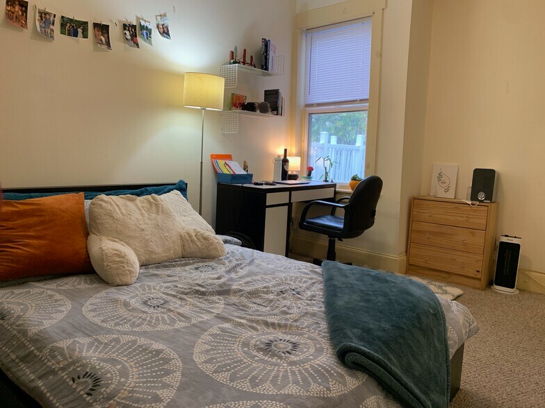 Building Photo - 3937 Baltimore Ave