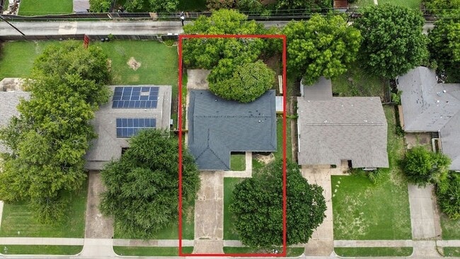 Building Photo - 1616 Nantucket Dr