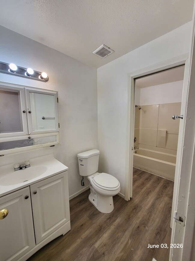 Building Photo - 4456 Buena Vista Dr