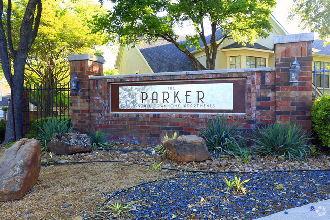 Building Photo - The Parker