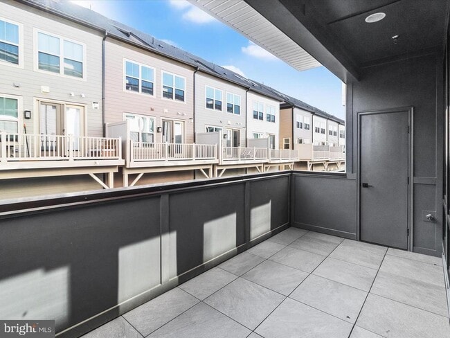 Building Photo - 14920 Dispatch St