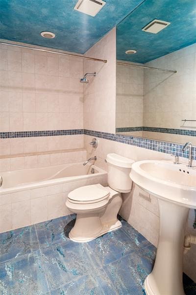 Building Photo - 8619 SW 51st St