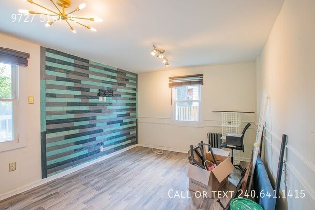 Building Photo - 9727 51st Pl