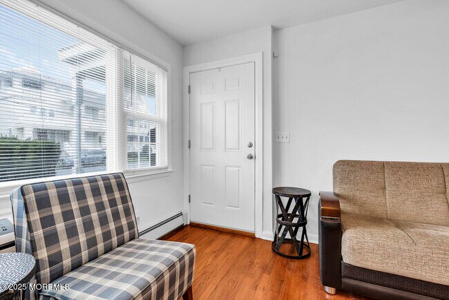 Building Photo - 1304 Ocean Ave N