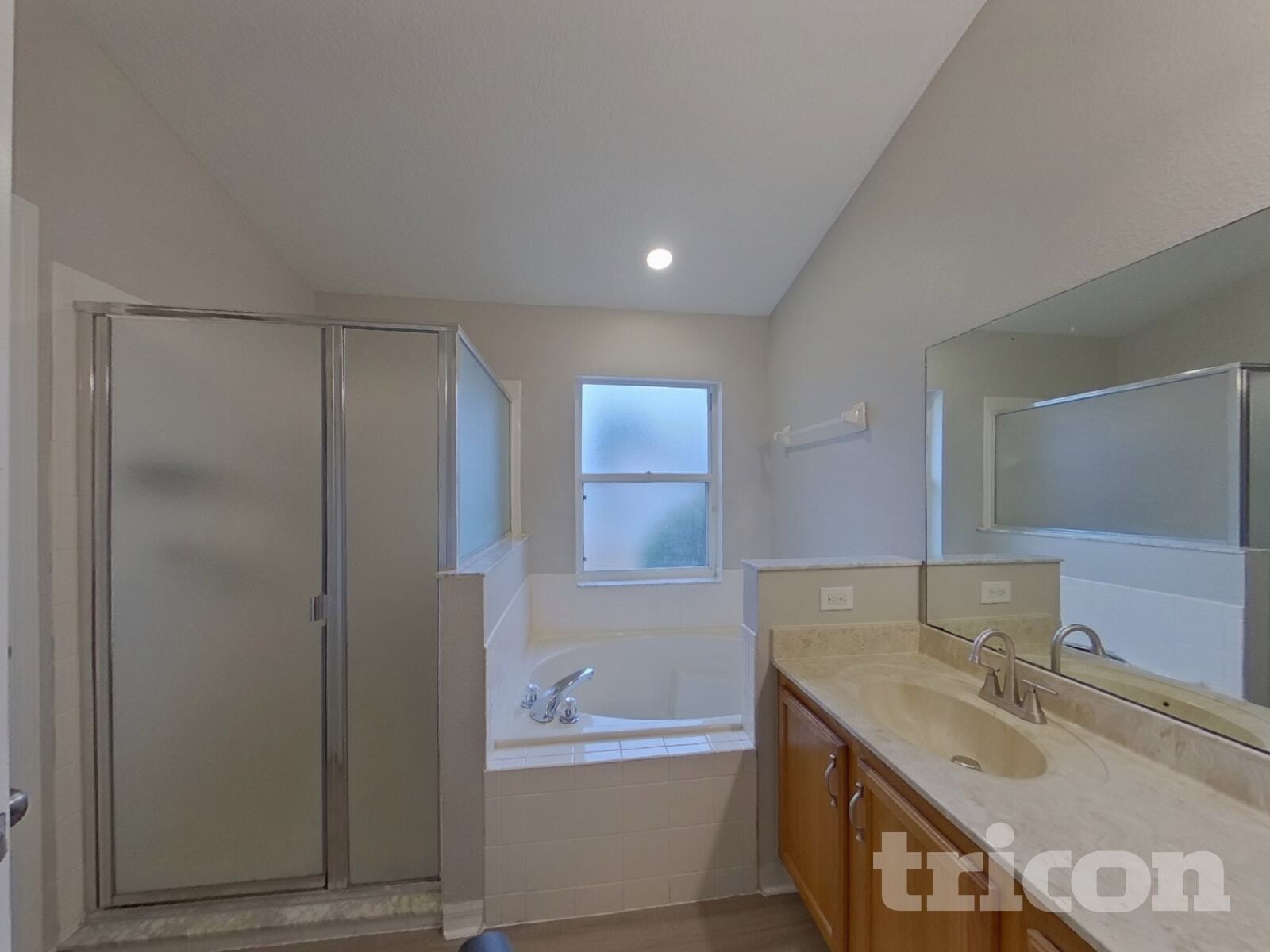 Building Photo - 1067 Stoneham Dr