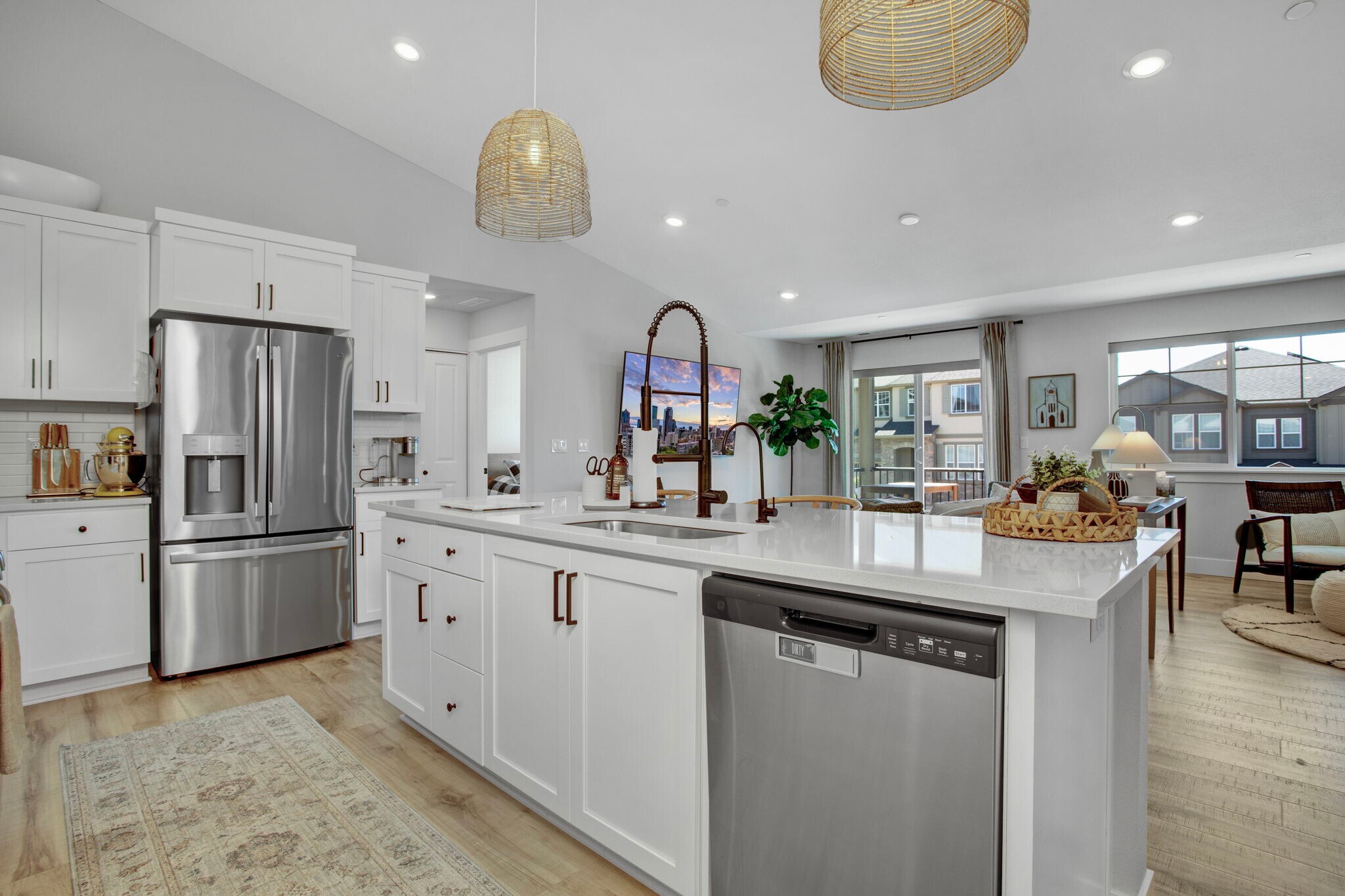 Building Photo - 16625 SW Botany Bay Ln