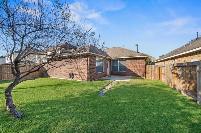 Building Photo - 8815 Rollick Dr