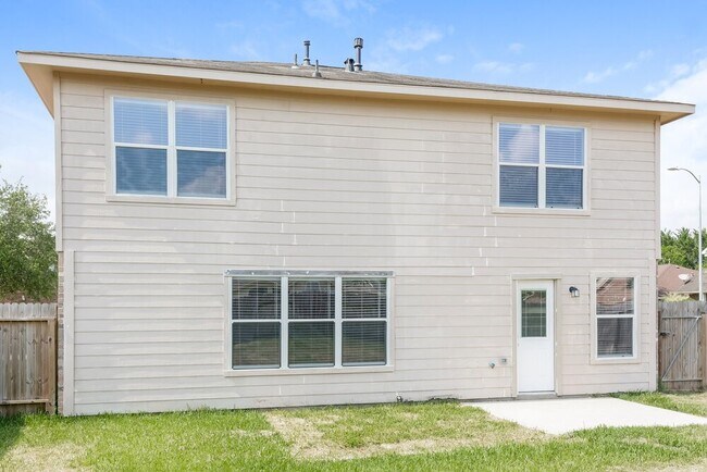 Building Photo - 19203 Anthurium Ct