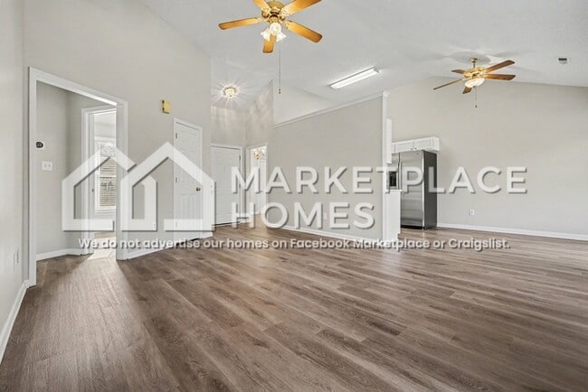 Building Photo - 3028 Dairy Farm Dr