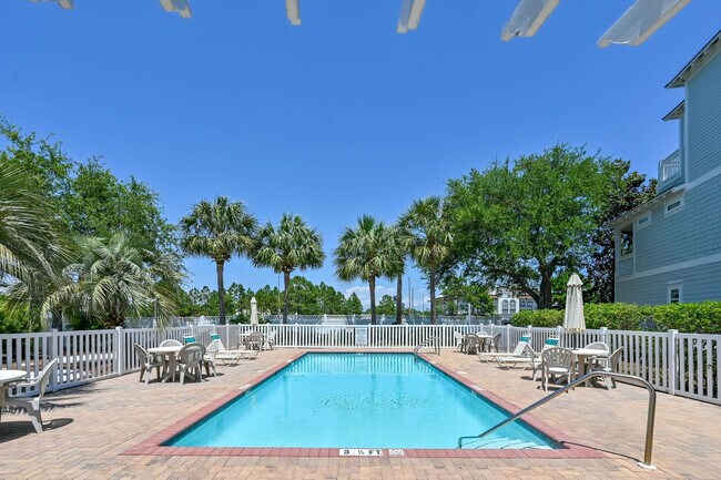 Building Photo - 20 St Francis Dr S