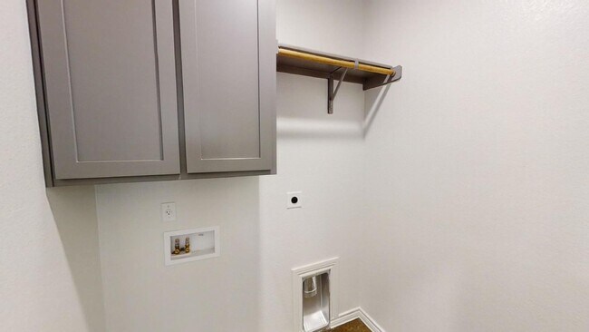 Building Photo - 206 Riptide Rd