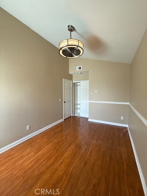 Building Photo - 6594 Montresor Pl