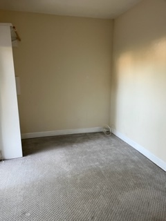 smaller bedroom /office - 29033 Cliffside Dr