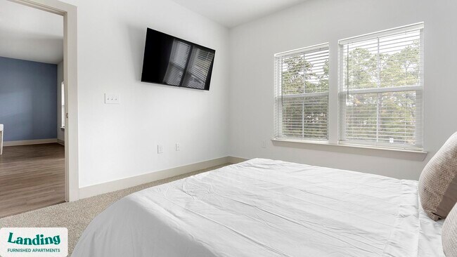 Building Photo - 112 Hera Way